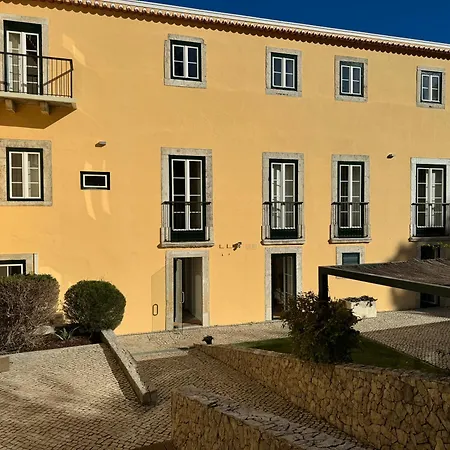 Metropolitan Living Lisbon - Laranjeiras-2